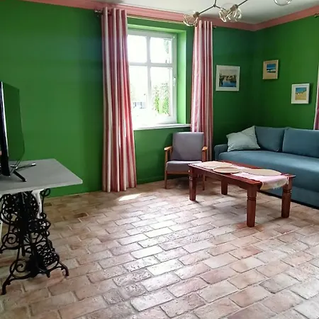 Brzozowa Przystan * ليبا