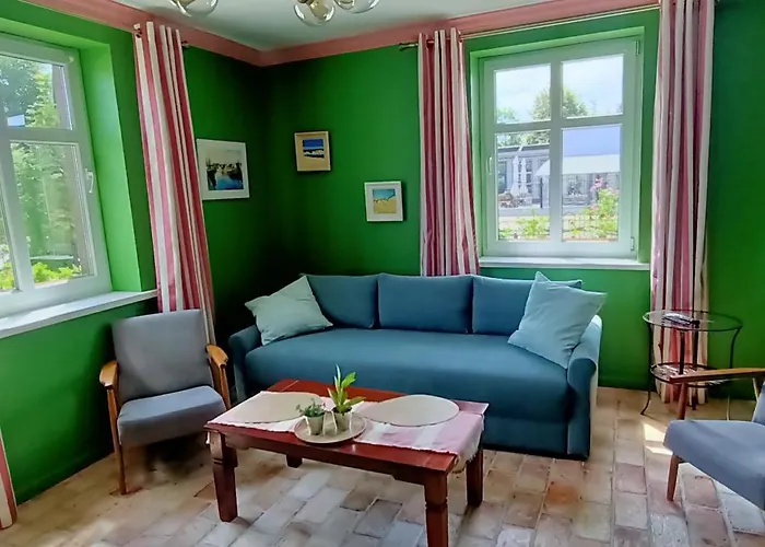 Brzozowa Przystan * 莱鲍