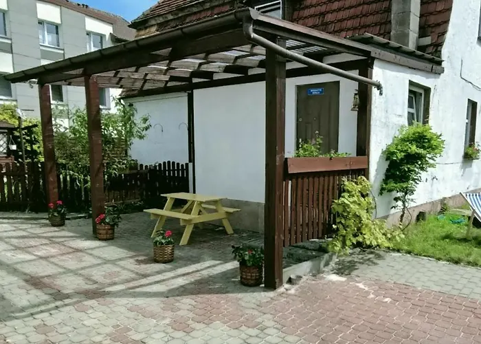 Brzozowa Przystan * 莱鲍